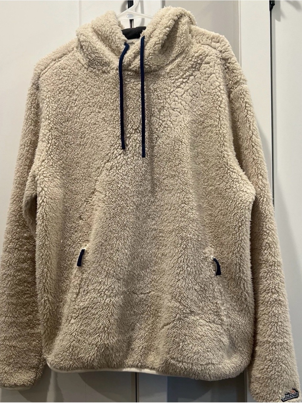 chubbies Cream Sherpa Crewneck Hoodie with Navy Drawcords